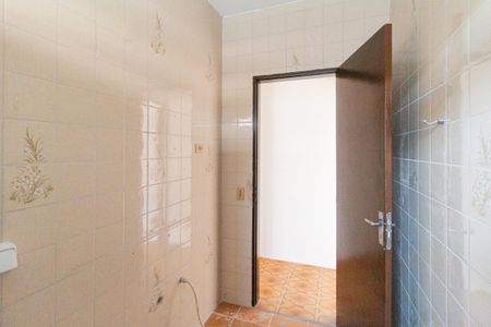 Casa à venda com 250m², 5 quartos e 2 vagas Casa à venda com 250m², 5 quartos e 2 vagasBanheiro