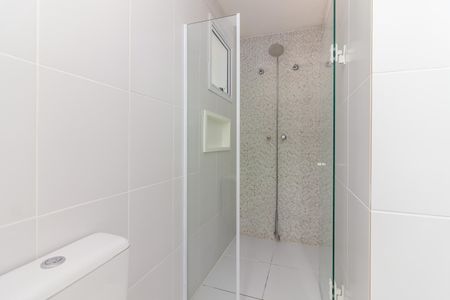 Apartamento para alugar com 52m², 2 quartos e 2 vagasBanheiro