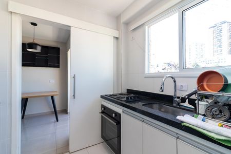 Apartamento para alugar com 52m², 2 quartos e 2 vagasCozinha