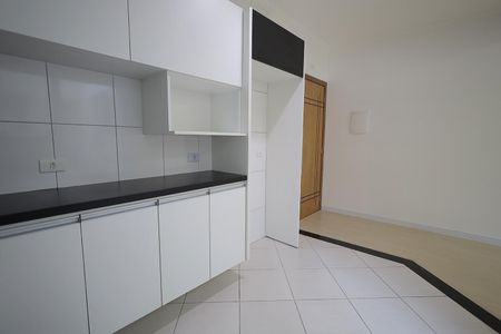 Apartamento para alugar com 62m², 2 quartos e 1 vagaCozinha