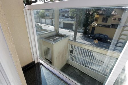 Apartamento para alugar com 62m², 2 quartos e 1 vagaSacada