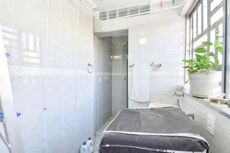 Apartamento para alugar com 73m², 2 quartos e sem vagaÁrea de serviço