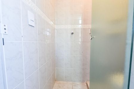 Apartamento para alugar com 73m², 2 quartos e sem vagaBanheiro de serviço