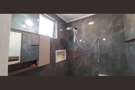 Casa de condomínio à venda com 90m², 2 quartos e 1 vagaBanheiro da Suíte 2