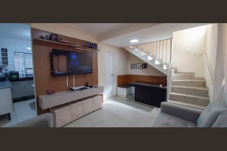 Sala de casa de condomínio à venda com 2 quartos, 90m² em Jaguaribe, Osasco