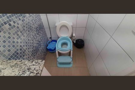 Casa de condomínio à venda com 90m², 2 quartos e 1 vagaLavabo