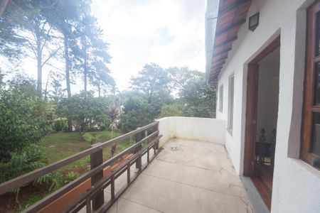 Casa de condomínio para alugar com 300m², 3 quartos e sem vagaVaranda