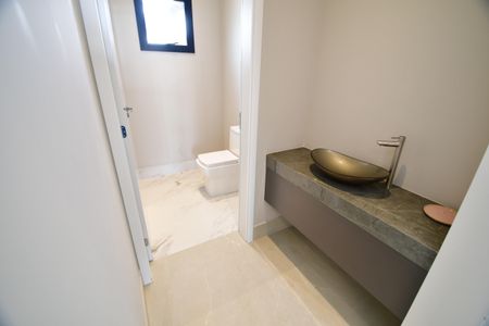Casa de condomínio à venda com 423m², 3 quartos e 4 vagasLavabo
