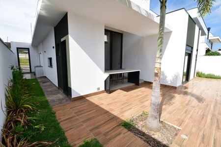 Casa de condomínio à venda com 423m², 3 quartos e 4 vagasCorredor
