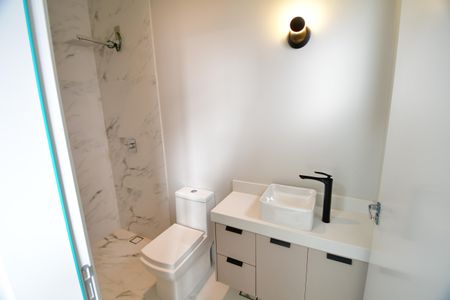 Casa de condomínio à venda com 423m², 3 quartos e 4 vagasBanheiro Suíte