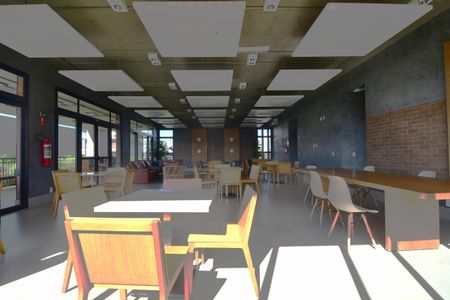 Casa de condomínio à venda com 423m², 3 quartos e 4 vagasÁrea comum - Salão de festas