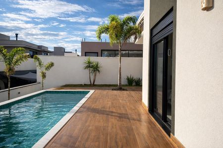 Casa de condomínio à venda com 423m², 3 quartos e 4 vagas Casa de condomínio à venda com 423m², 3 quartos e 4 vagasPiscina