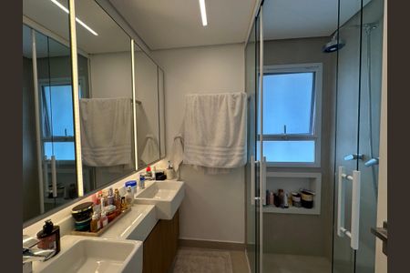 Apartamento à venda com 110m², 3 quartos e 3 vagasBanheiro da Suíte 2