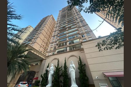 Apartamento à venda com 110m², 3 quartos e 3 vagasFachada