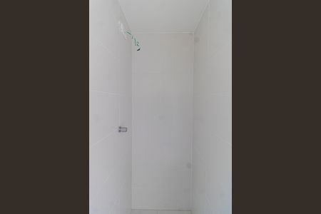 Apartamento à venda com 33m², 2 quartos e sem vagaBanheiro