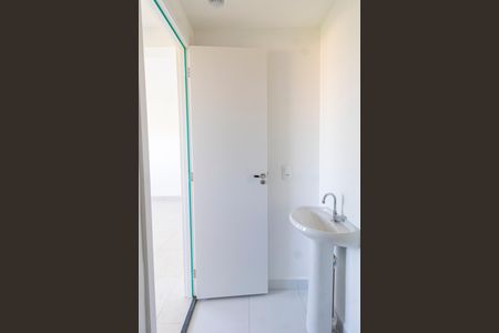 Apartamento à venda com 33m², 2 quartos e sem vagaBanheiro