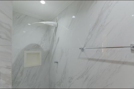 Banheiro de apartamento à venda com 1 quarto, 45m² em Cambuci, São Paulo