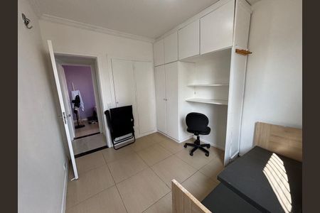 Quarto de apartamento para alugar com 3 quartos, 69m² em Parque São Jorge, São Paulo