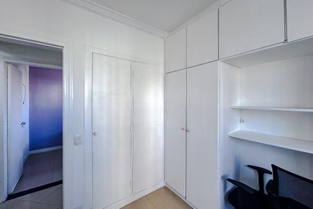 Apartamento para alugar com 69m², 3 quartos e sem vagaQuarto 2