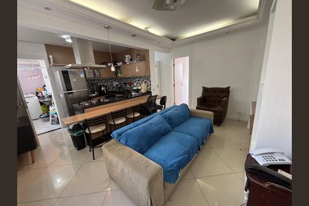 Sala de apartamento para alugar com 3 quartos, 69m² em Parque São Jorge, São Paulo