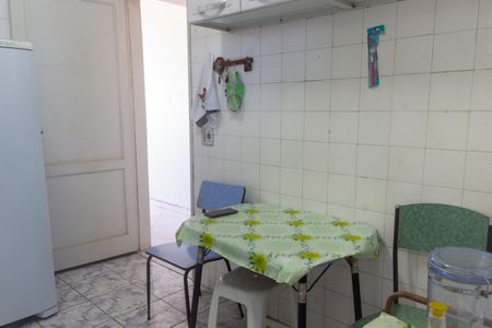 Apartamento à venda com 82m², 2 quartos e sem vagaCozinha