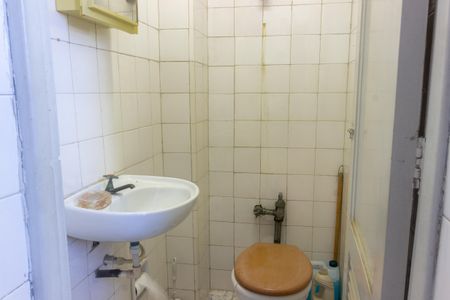 Apartamento à venda com 82m², 2 quartos e sem vagaBanheiro de serviço