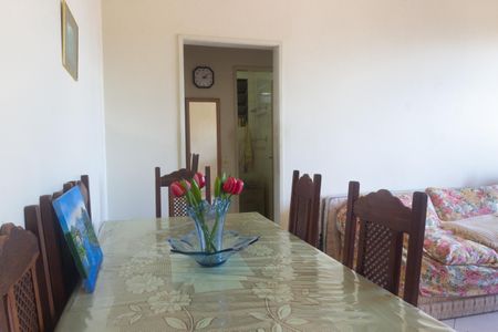 Apartamento à venda com 82m², 2 quartos e sem vagaSala