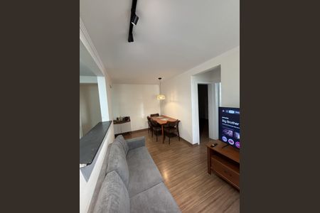 Sala de apartamento para alugar com 2 quartos, 48m² em Jardim California, Jacareí