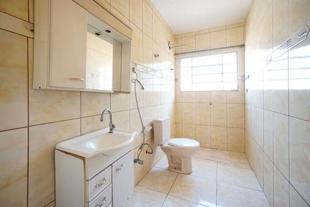 Casa à venda com 154m², 3 quartos e 1 vaga Casa à venda com 154m², 3 quartos e 1 vagaBanheiro social