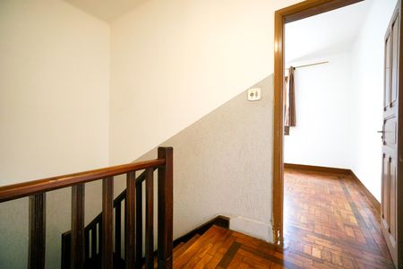 Casa à venda com 154m², 3 quartos e 1 vaga Casa à venda com 154m², 3 quartos e 1 vagaHall dos quartos