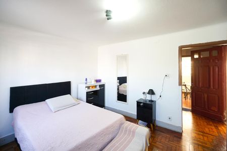 Casa à venda com 154m², 3 quartos e 1 vaga Casa à venda com 154m², 3 quartos e 1 vagaQuarto 01