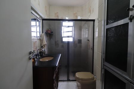Apartamento à venda com 80m², 2 quartos e sem vagaBanheiro
