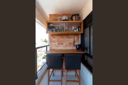Apartamento à venda com 38m², 1 quarto e sem vagaVaranda e Área de Serviço
