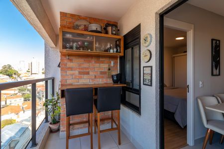 Apartamento à venda com 38m², 1 quarto e sem vagaVaranda e Área de Serviço