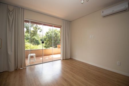Casa para alugar com 135m², 3 quartos e sem vagaSuíte