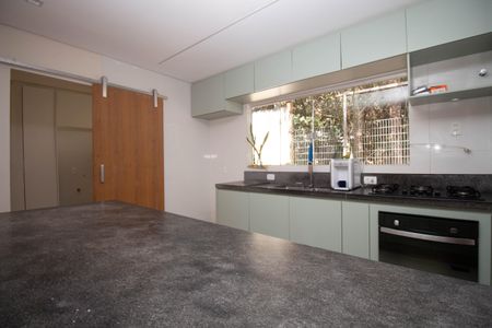 Casa para alugar com 135m², 3 quartos e sem vagaCozinha