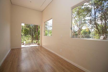 Casa para alugar com 135m², 3 quartos e sem vagaEscritório
