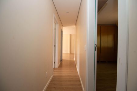 Casa para alugar com 135m², 3 quartos e sem vagaCorredor