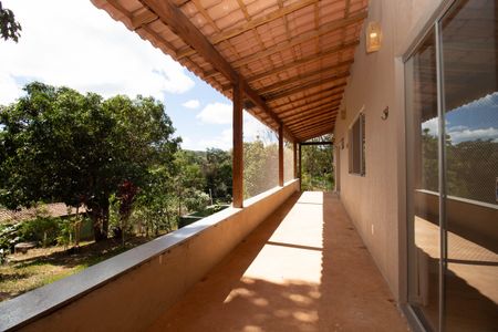 Casa para alugar com 135m², 3 quartos e sem vagaVaranda