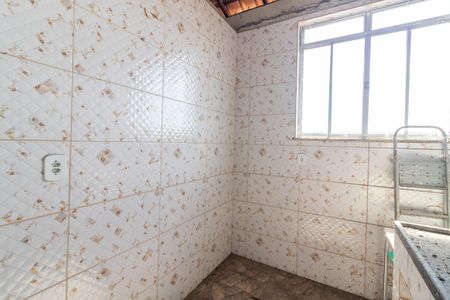 Casa à venda com 225m², 4 quartos e 1 vagacozinha 3