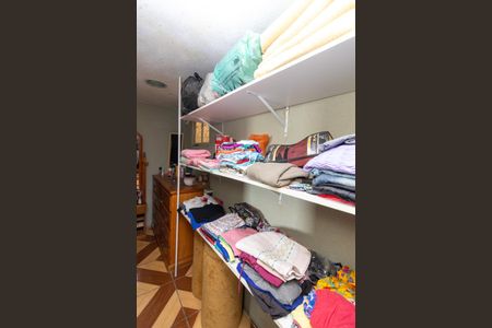 Casa à venda com 225m², 4 quartos e 1 vagaCloset