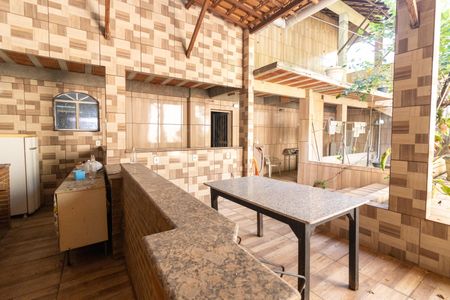 Casa à venda com 225m², 4 quartos e 1 vagaÁrea comum - Churrasqueira