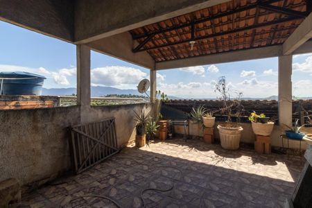 Casa à venda com 225m², 4 quartos e 1 vagaTerraço