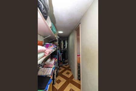 Casa à venda com 225m², 4 quartos e 1 vagaCloset