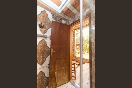 Casa à venda com 225m², 4 quartos e 1 vagaBanheiro 2