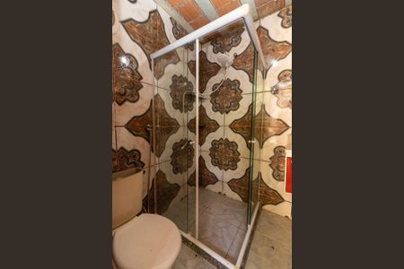 Casa à venda com 225m², 4 quartos e 1 vagaBanheiro 2