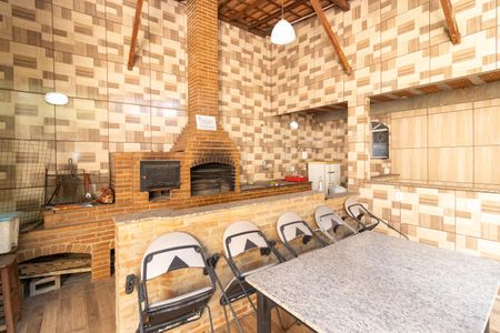 Casa à venda com 225m², 4 quartos e 1 vagaÁrea comum - Churrasqueira