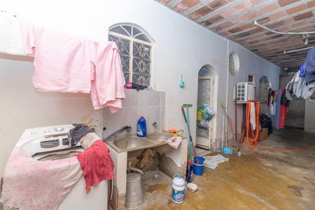 Casa à venda com 225m², 4 quartos e 1 vagaÁrea de Serviço