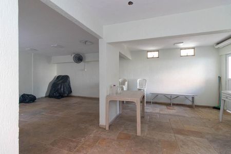 Apartamento à venda com 55m², 2 quartos e 1 vagaÁrea comum - Salão de festas