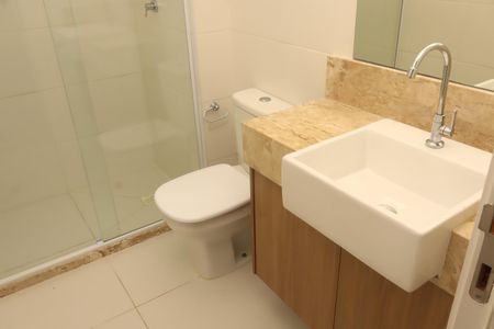 Apartamento para alugar com 70m², 2 quartos e 2 vagasBanheiro suíte